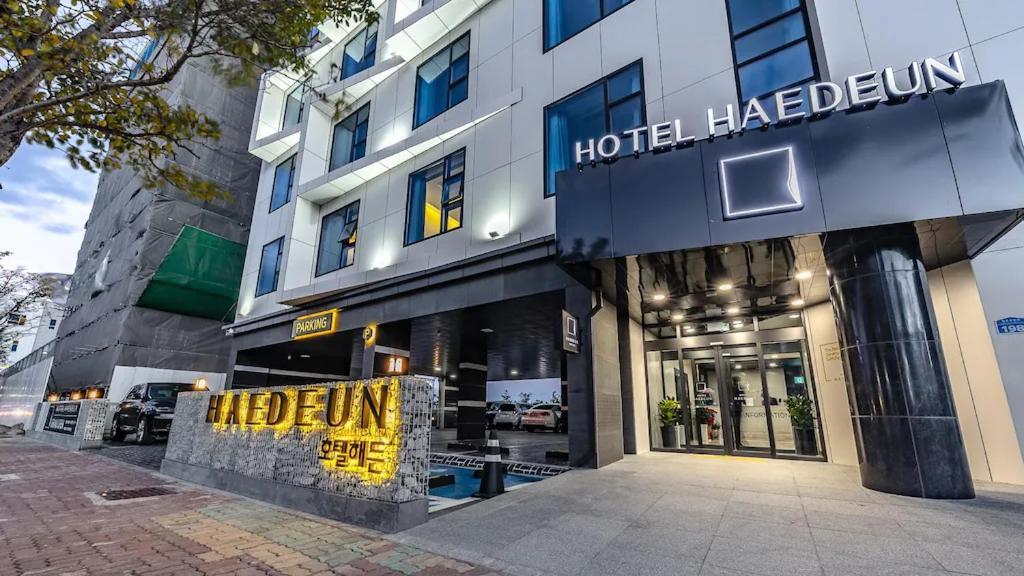 Hotel Haedeun Sokcho Exterior photo